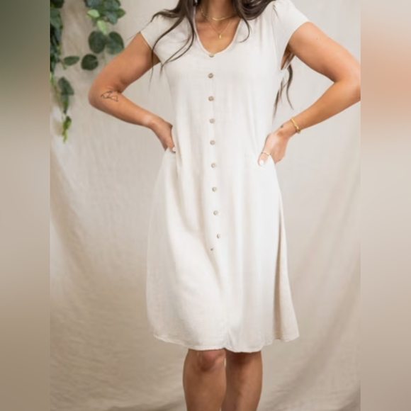 Sozy Dresses & Skirts - Sozy Adalyne Linen Cream Button-Front Midi Dress - S